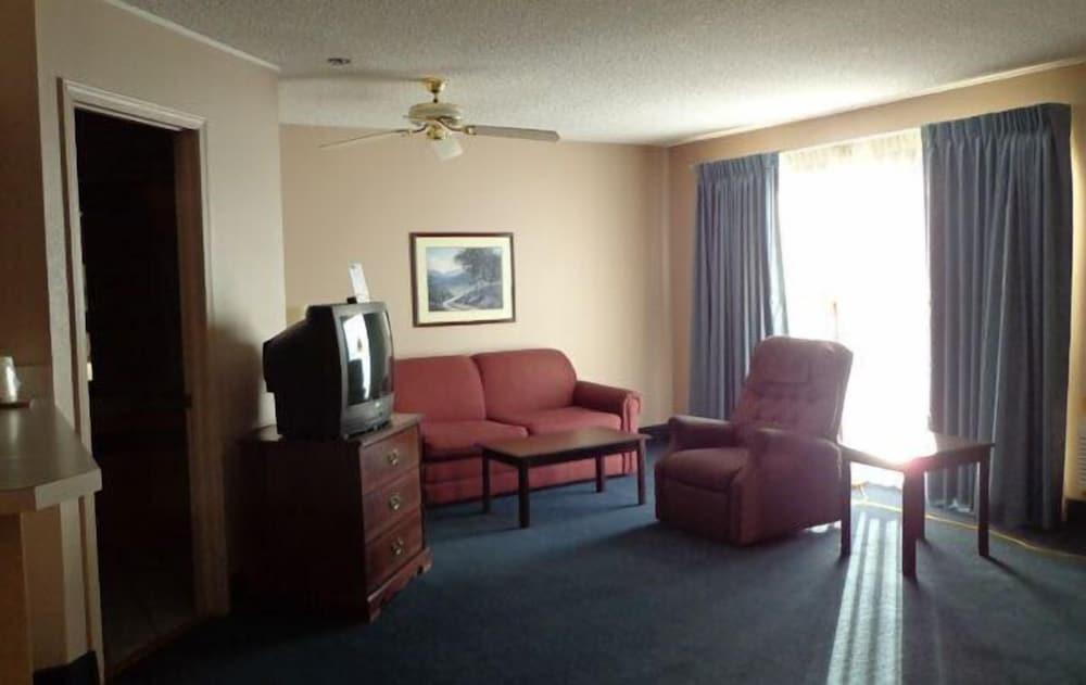 New SunFlower Inn photo 3