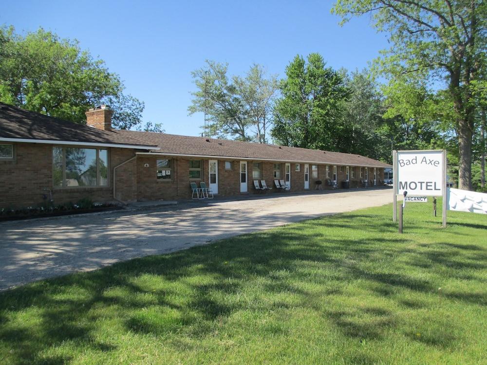 Bad Axe Motel photo 16