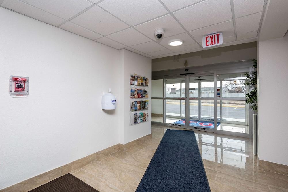 Motel 6 Peoria, IL photo 4
