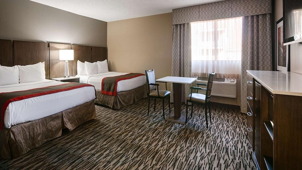 Best Western Los Alamitos Inn & Suites photo 15