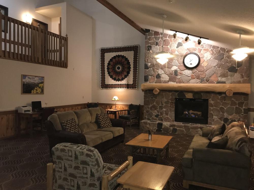 Boarders Inn & Suites by Cobblestone Hotels - Wautoma photo 21