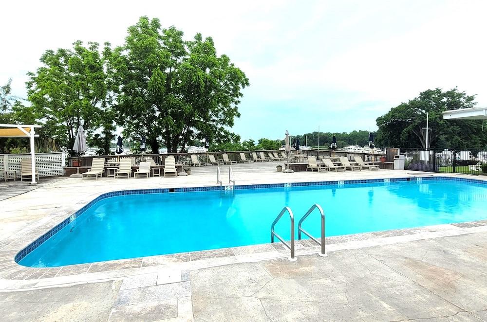 The Lodge at Great Oak Landing photo 53