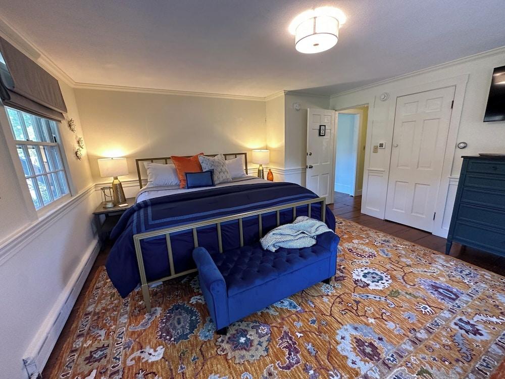 Inn at Perkins Cove photo 9