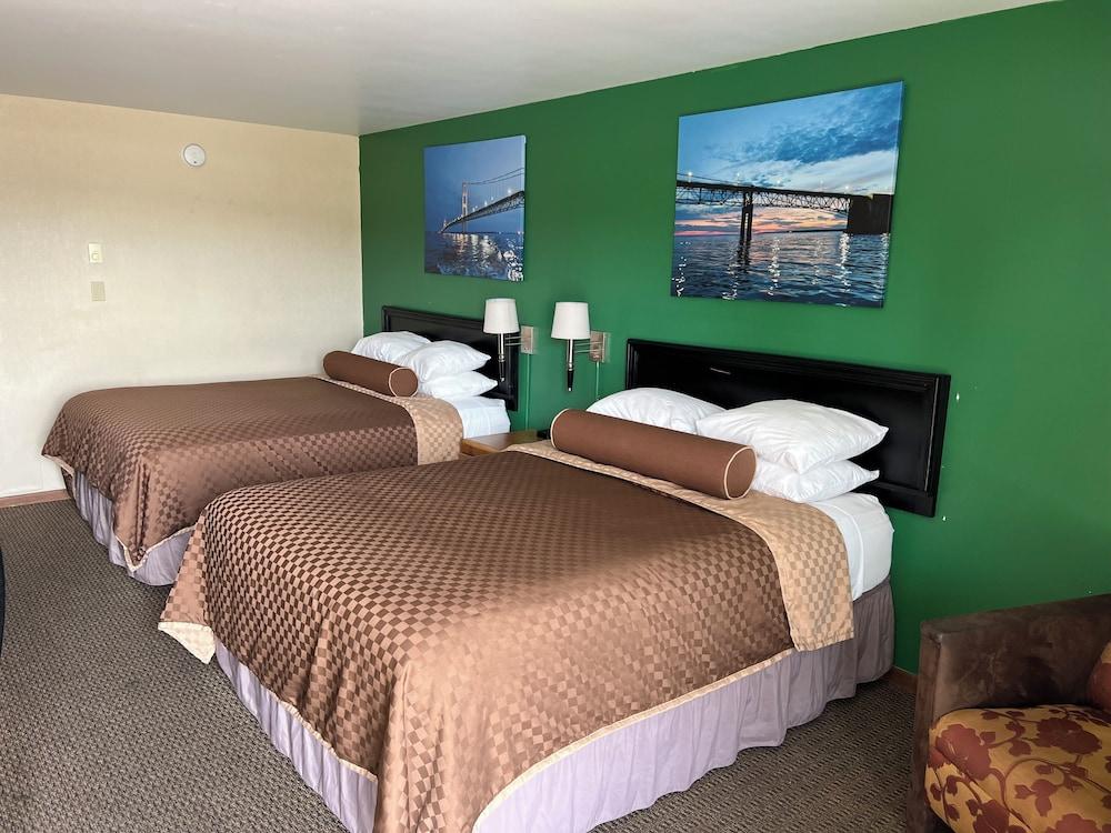 Cedar Hill Lodge photo 54