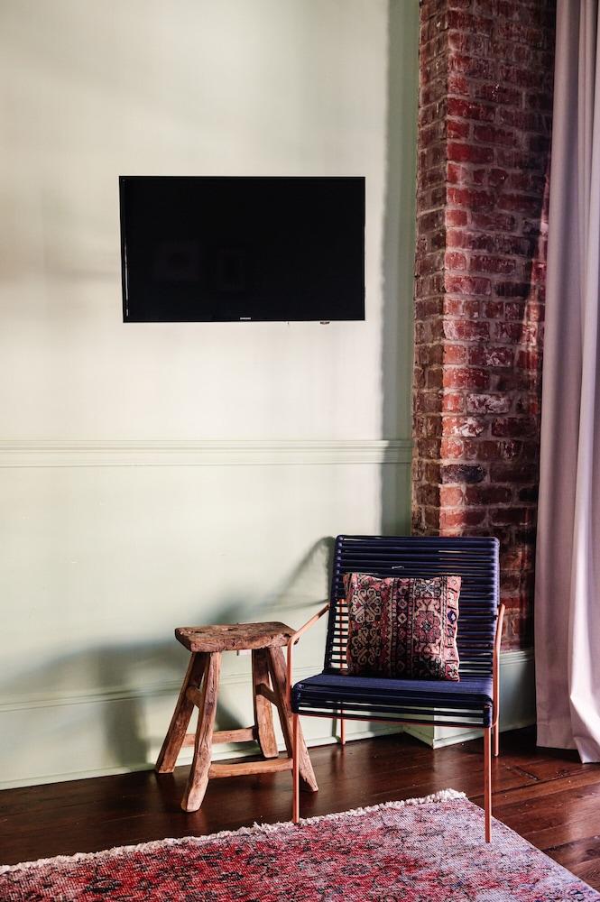 The Frenchmen New Orleans by Kasa Living photo 46