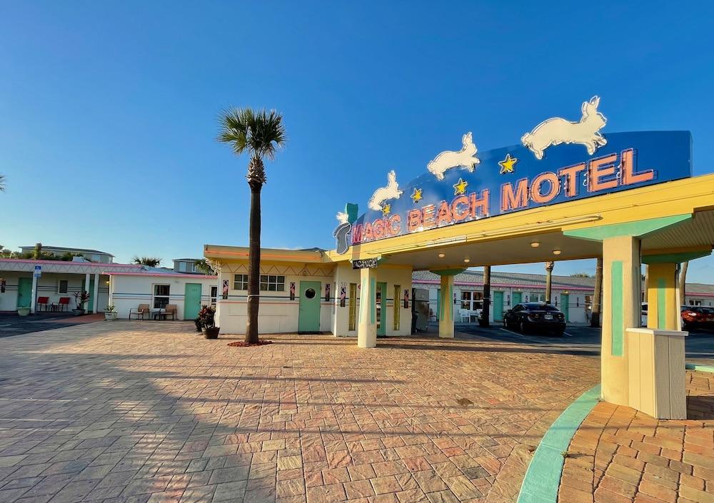 Magic Beach Motel photo 1