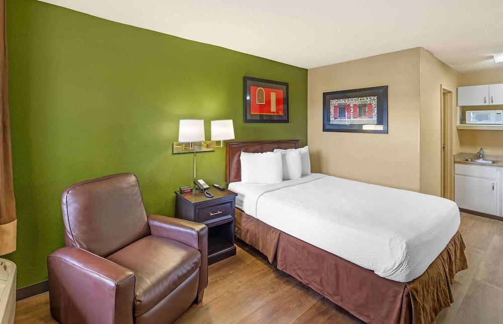 Extended Stay America Suites Sacramento Northgate photo 5