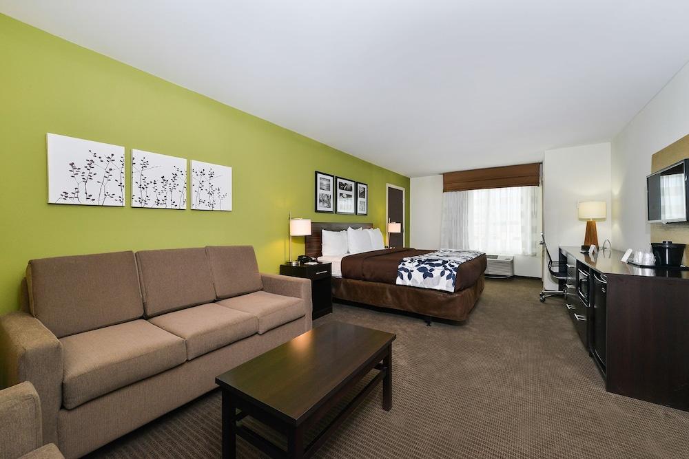 Sleep Inn & Suites Gulfport photo 6