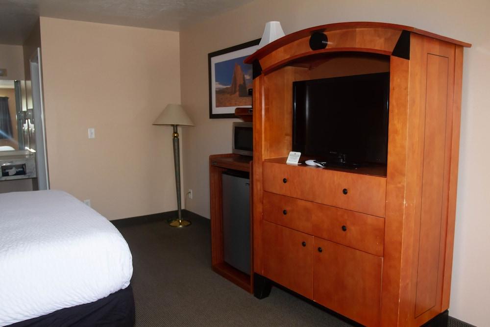 Cathedral Valley Inn photo 4