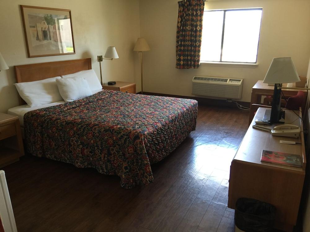 Extend-A-Suites Utep photo 13