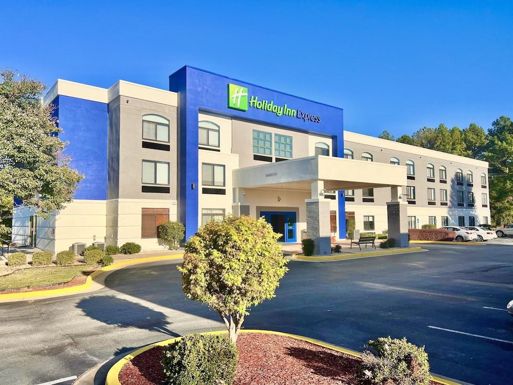 Holiday Inn Express Madison by IHG — hotel in Madison