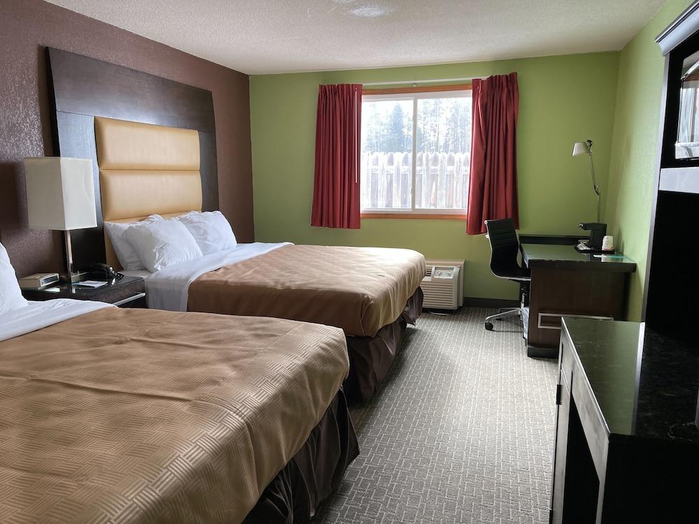 Clarion Inn photo 11