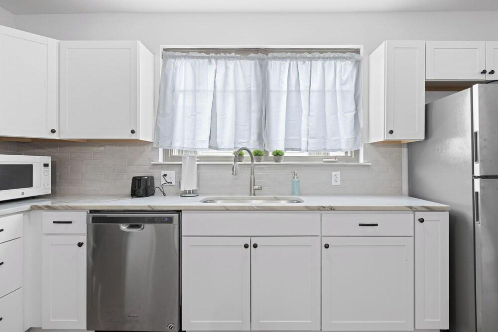 Trendy at Hoyt Two Homes photo 22