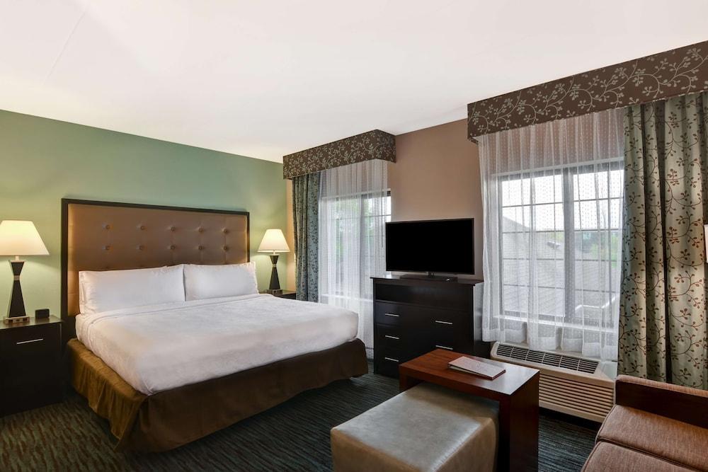 Homewood Suites by Hilton Aurora Naperville photo 18