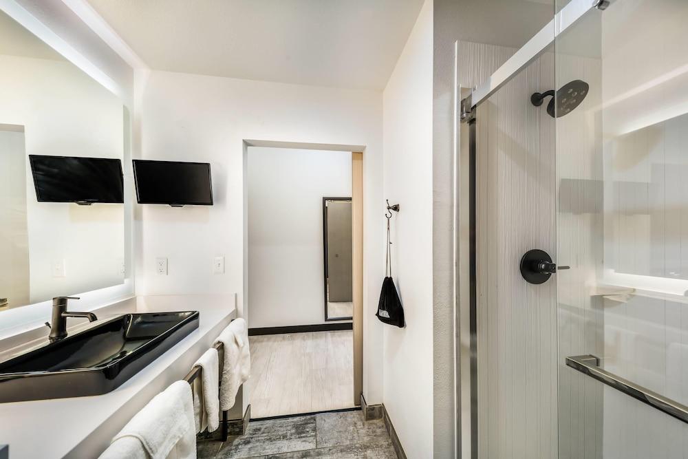Hy-Lo Hotel, an Ascend Collection Hotel photo 46