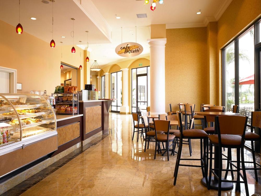DoubleTree Suites by Hilton Anaheim Rsrt - Conv Cntr photo 26