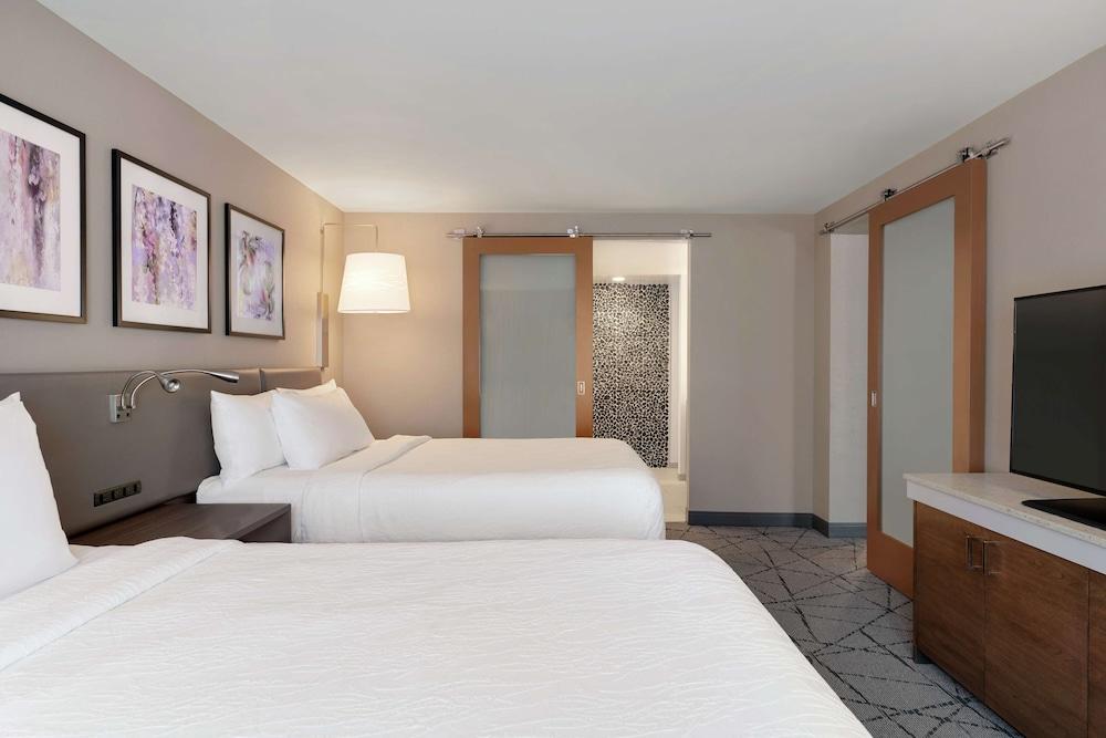 Hilton Garden Inn Springfield photo 9
