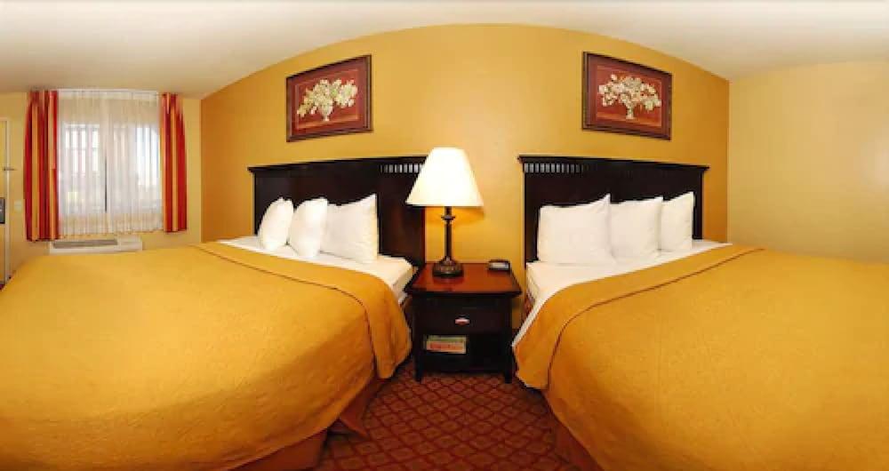 Quality Inn San Bernardino - Loma Linda photo 4