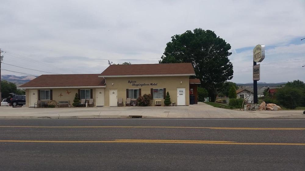 Bybee's Steppingstone Motel photo 46