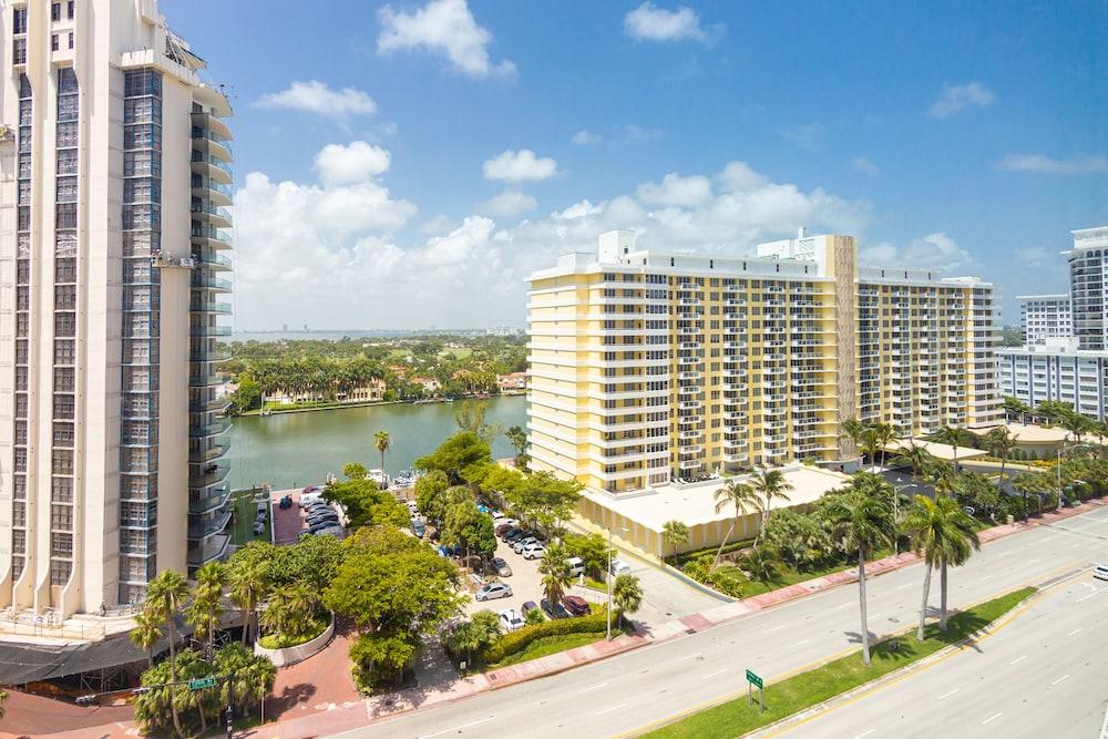 Dilo Apartments photo 1