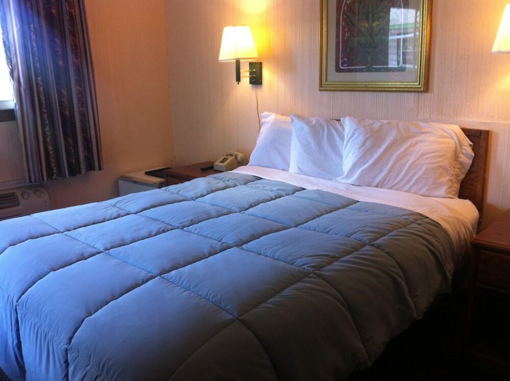 Green Crest Motel photo 7
