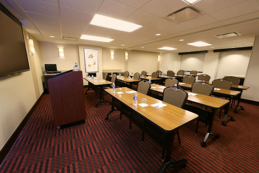 Hyatt Place Flushing/LaGuardia Airport photo 20