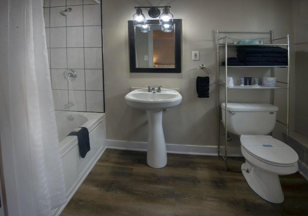 Rustic Inn photo 20