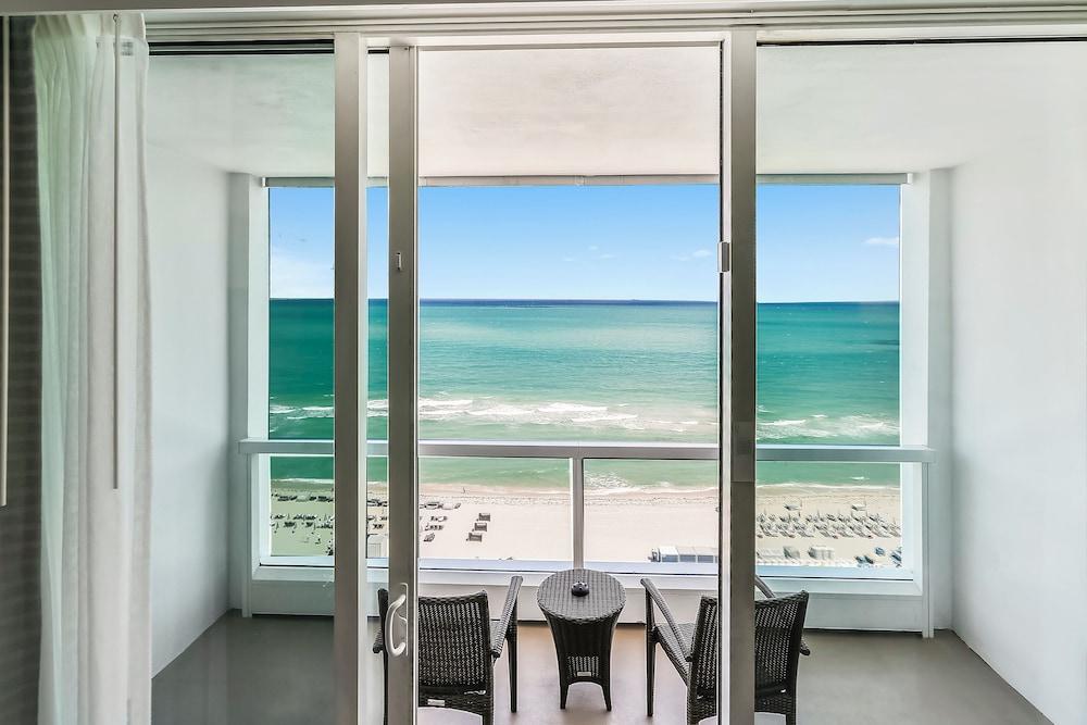 Residences at Fontainebleau Miami photo 62