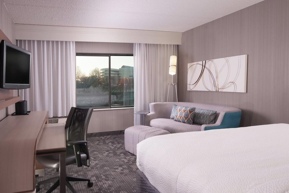 Courtyard Greenville-Spartanburg by Marriott photo 10