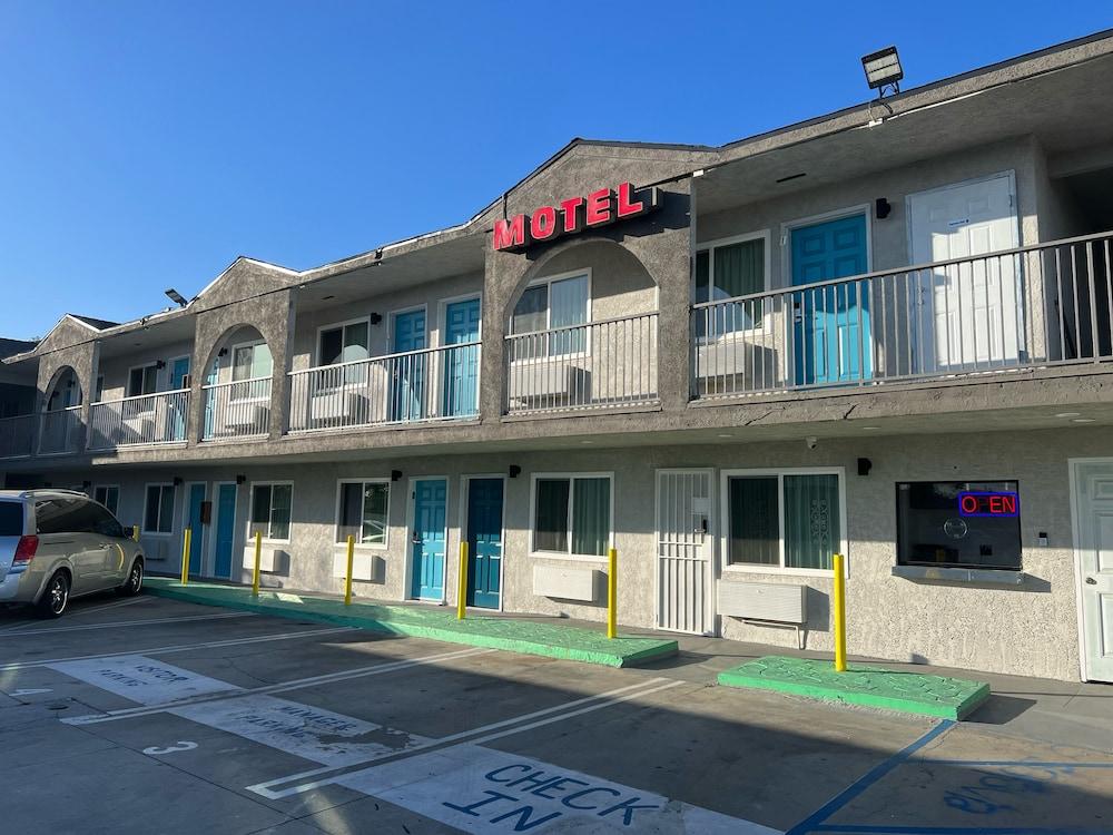Arlo Motel photo 1
