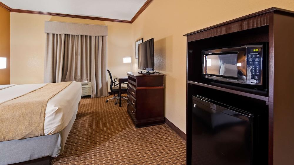 Best Western Granbury Inn & Suites photo 18