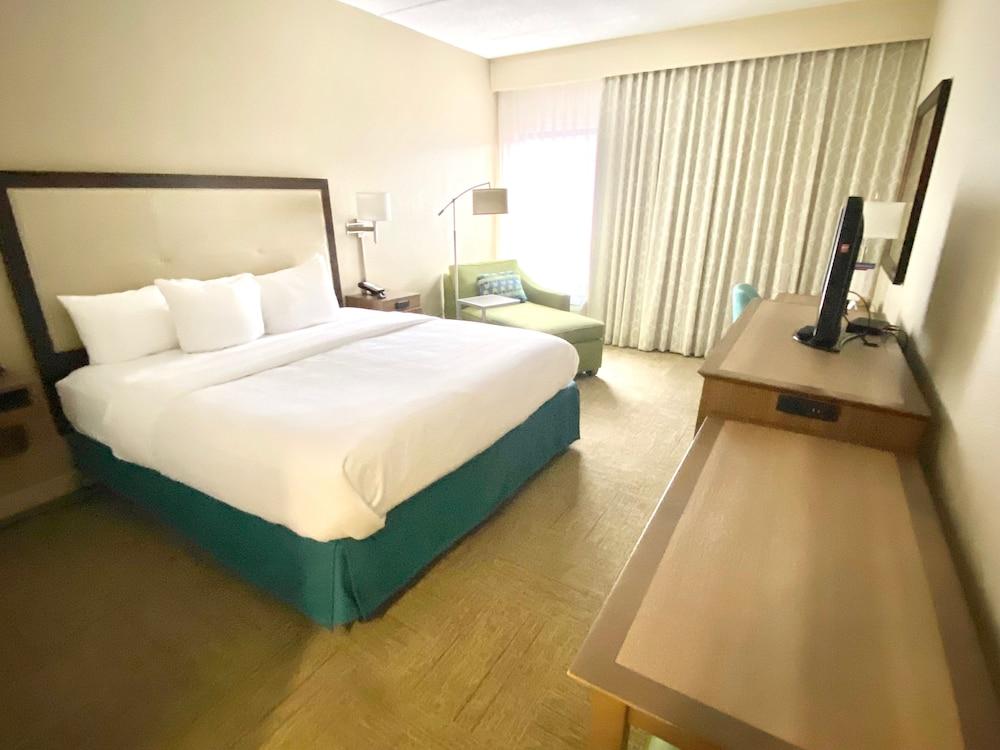 Comfort Inn Darien - North Brunswick photo 4