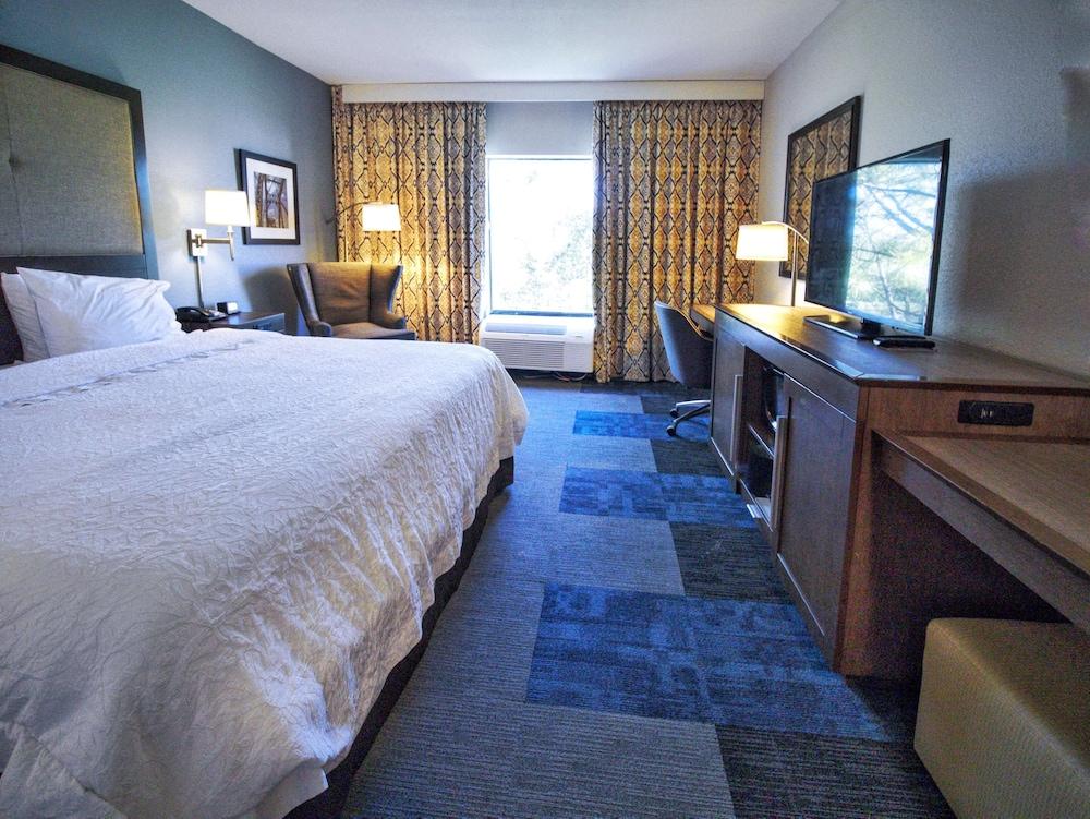Hampton Inn Oklahoma City/Edmond photo 10