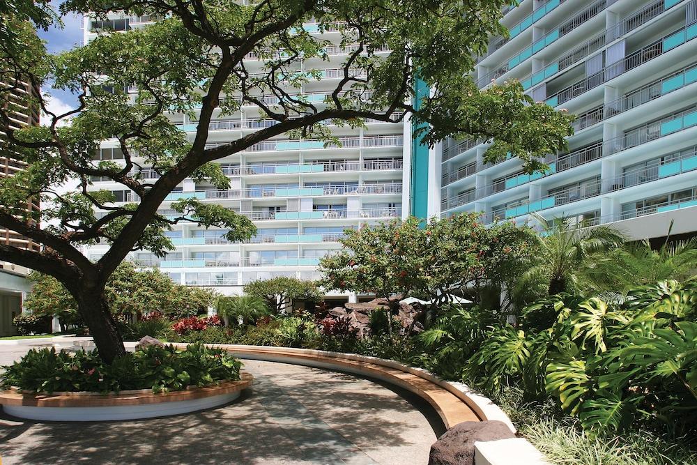 Waikiki Marina Resort at the Ilikai photo 38