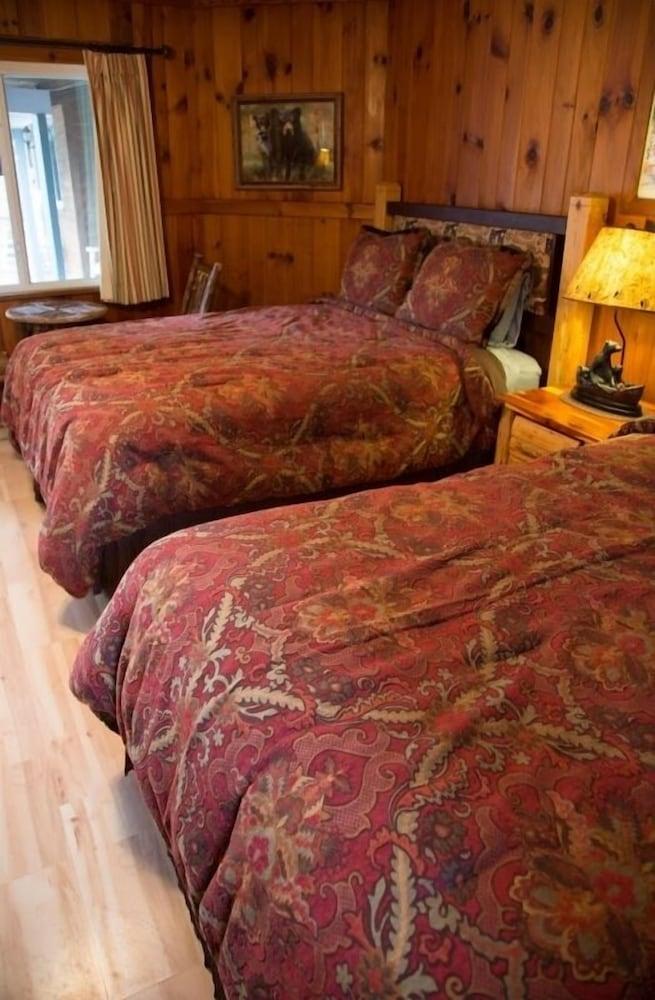 The Homestead Inn photo 53