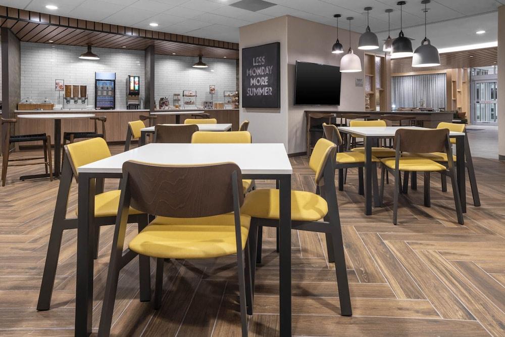 Fairfield Inn & Suites by Marriott Dallas DFW Airport North/ Irving photo 26