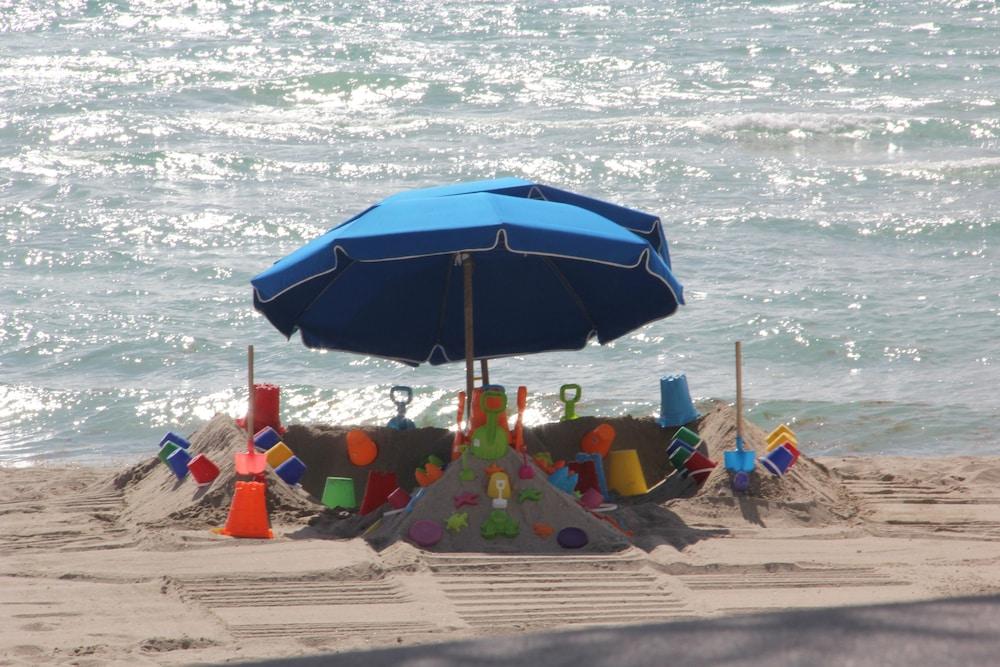 Marenas Beach Resort photo 59