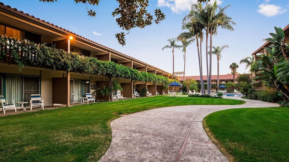 Best Western Plus Pepper Tree Inn photo 38