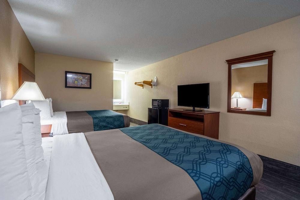 Econo Lodge Inn & Suites Cayce I-26 Airport photo 16