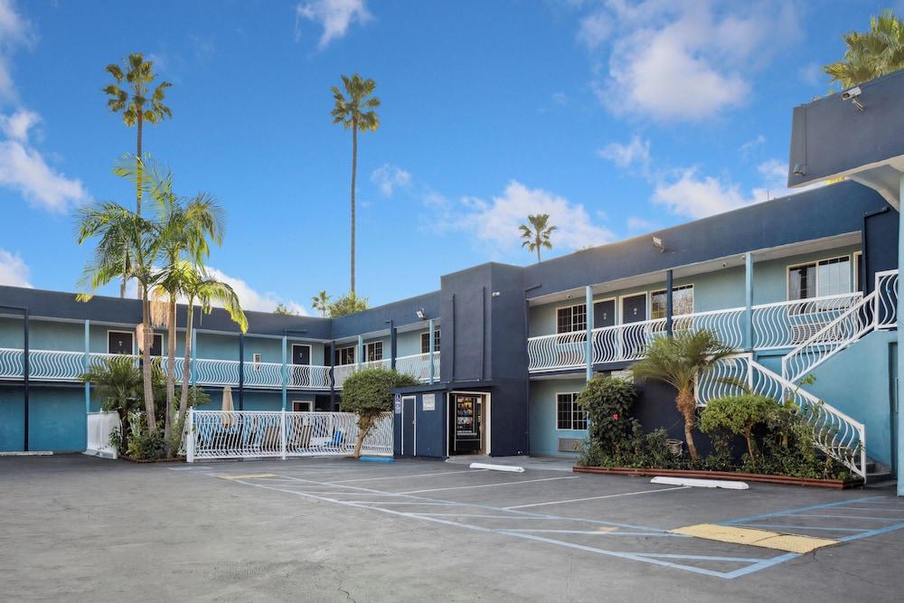 Hotel H-Wood photo 10