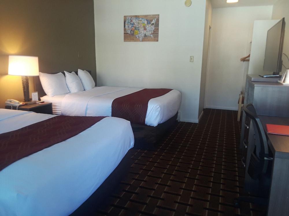 Econo Lodge Colorado Springs Downtown photo 7