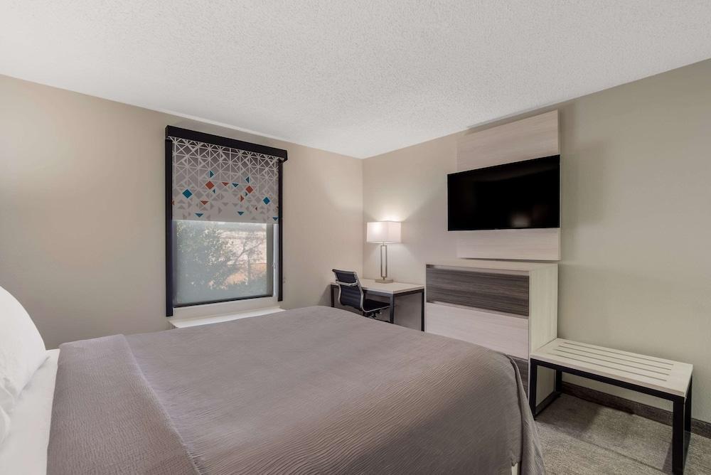 Quality Inn & Suites Aiken South photo 18