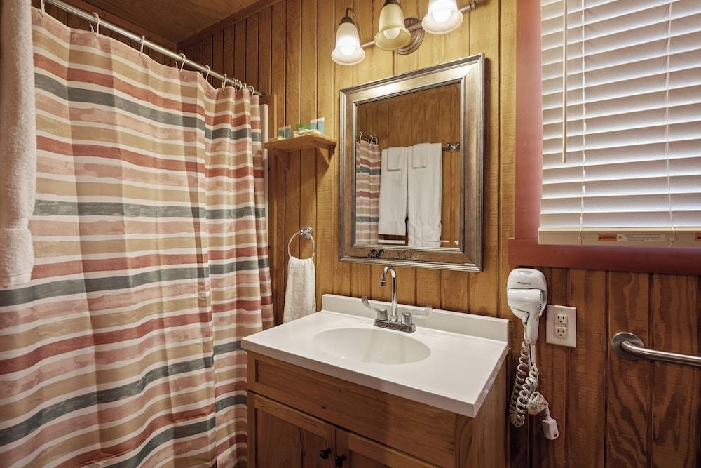 Texas Hill Country Resort photo 48
