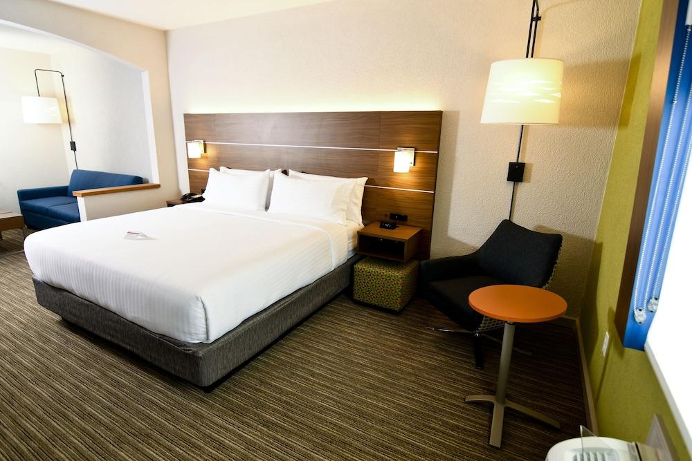 Holiday Inn Express Hotel & Stes Port Clinton-Catawba Island by IHG photo 44
