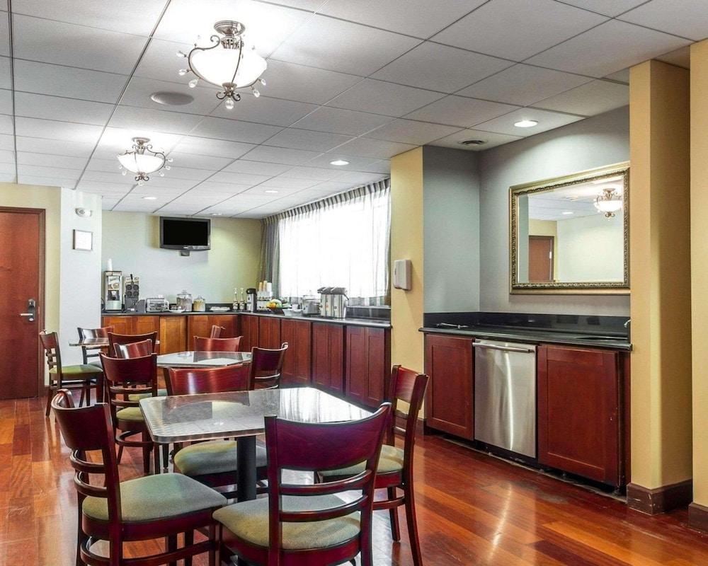 Villa Montes Hotel photo 43