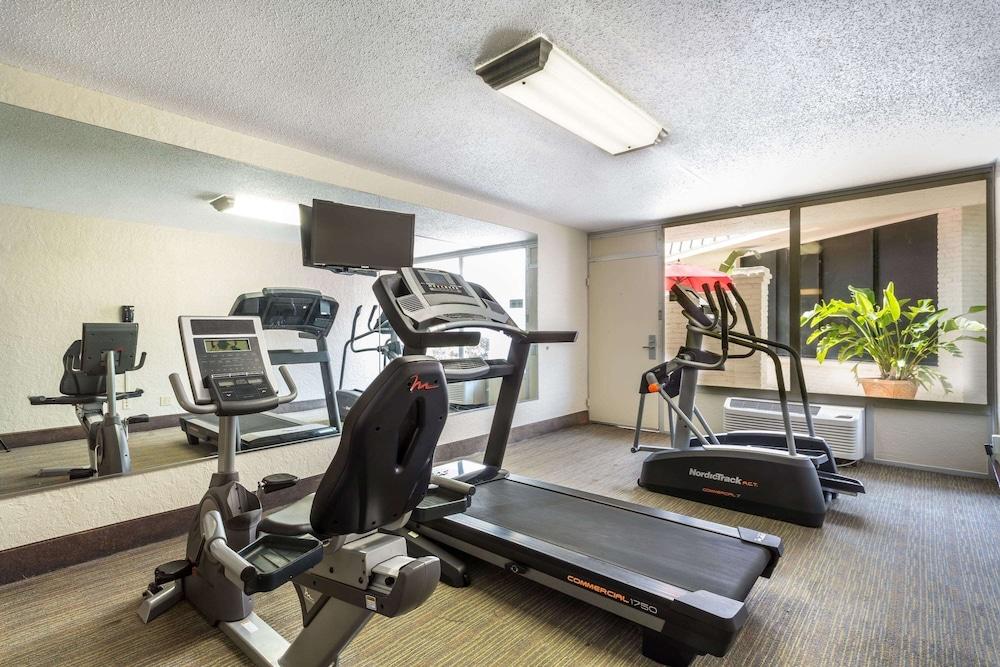 Ramada by Wyndham Houma photo 11