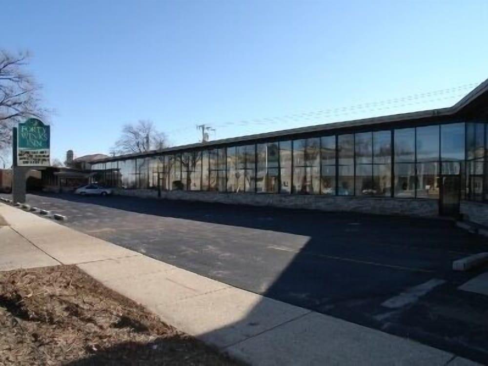 Forty Winks Inn LLC photo 13