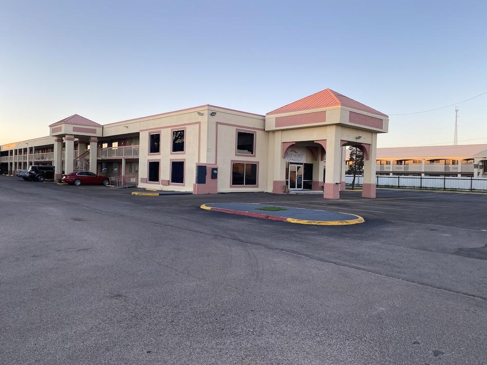 Baymont by Wyndham Odessa University Area photo 1