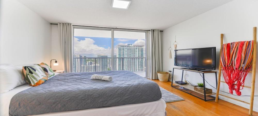 Icon Residences photo 22