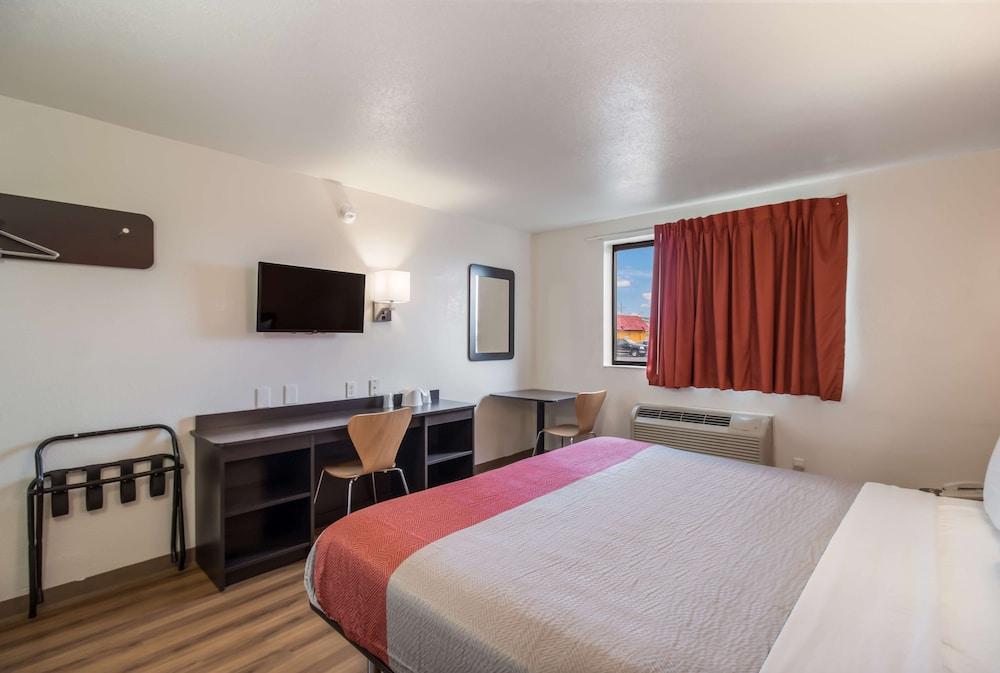 Park Inn by Radisson, Fargo West Acres photo 40